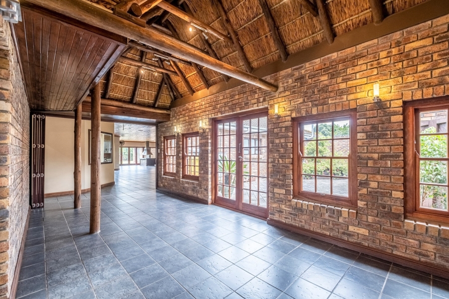 To Let 4 Bedroom Property for Rent in Amsterdamhoek Eastern Cape